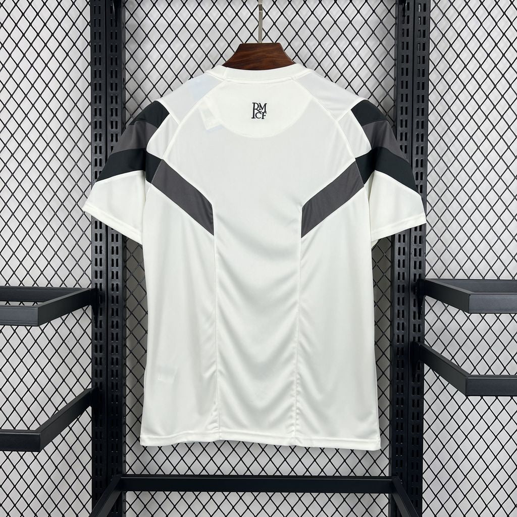 Camisa do Real Madrid Edição Especial 2024/2025