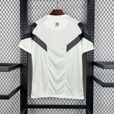 Camisa do Real Madrid Edição Especial 2024/2025